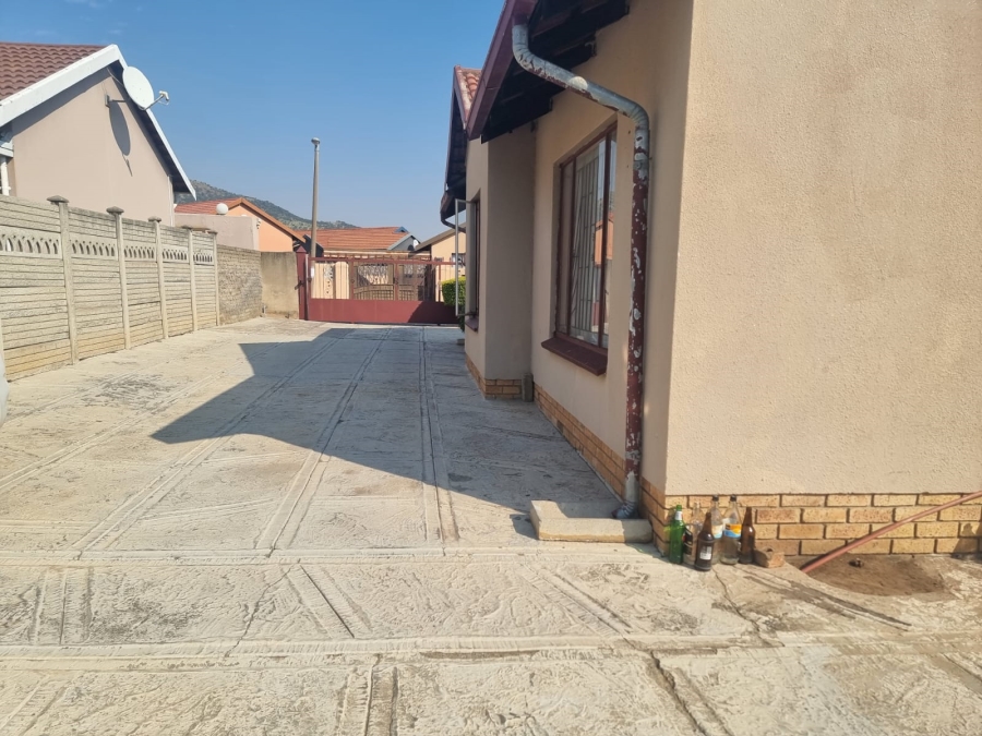 3 Bedroom Property for Sale in Tlhabane West North West